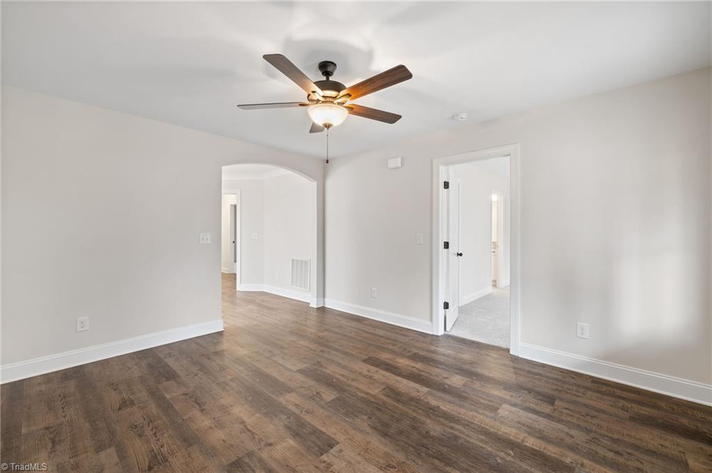 1007 Wentworth Street