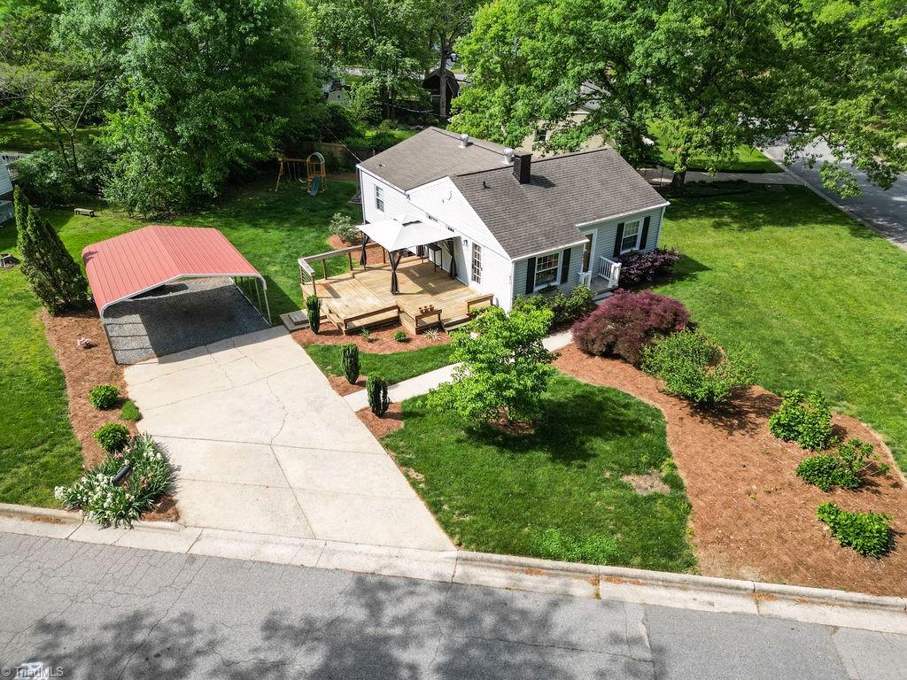 2821 Shady Lawn Drive