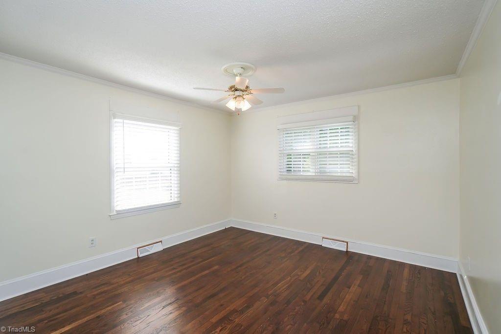 2821 Shady Lawn Drive