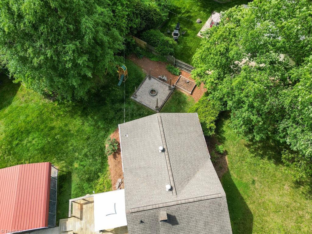 2821 Shady Lawn Drive