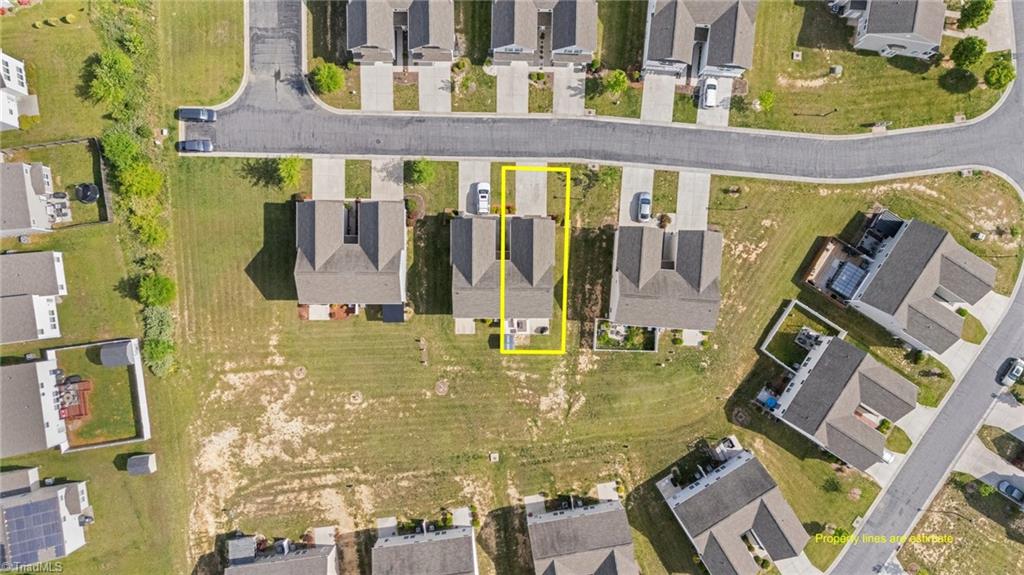 2206 Raptor Way, McLeansville