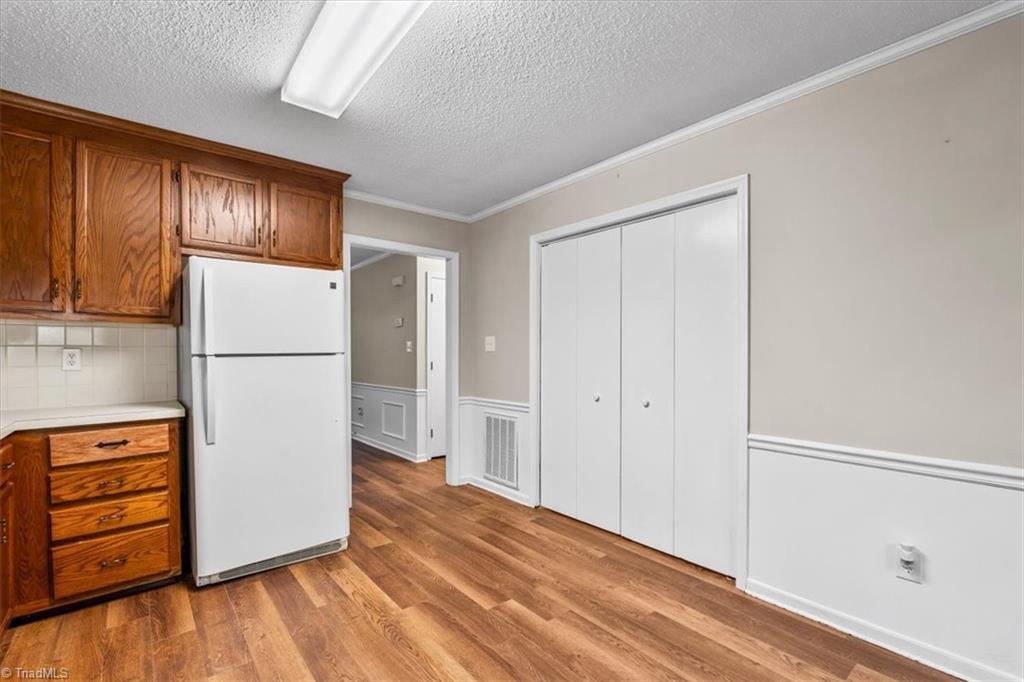 811 Brickwood Court, Winston-Salem