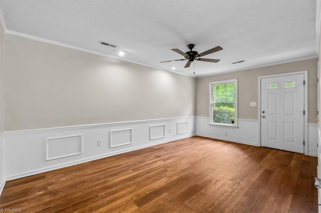 811 Brickwood Court, Winston-Salem