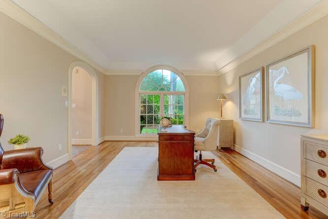 1916 Falmouth Drive, Greensboro