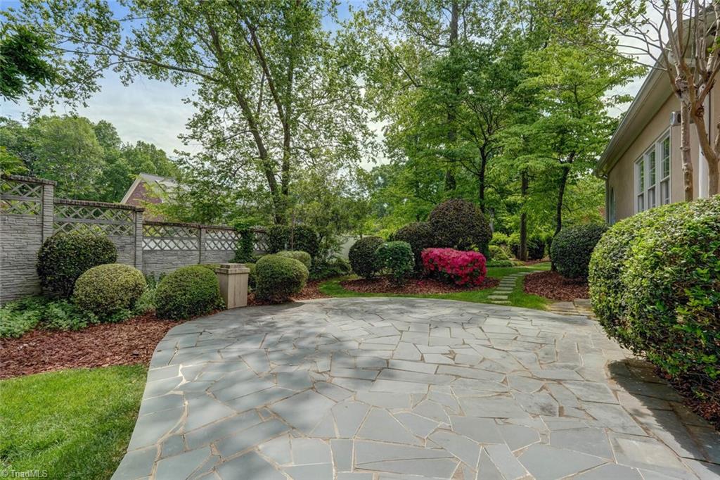 1916 Falmouth Drive, Greensboro