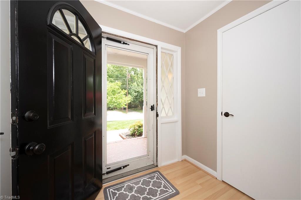 1338 Waybridge Lane, Winston-Salem