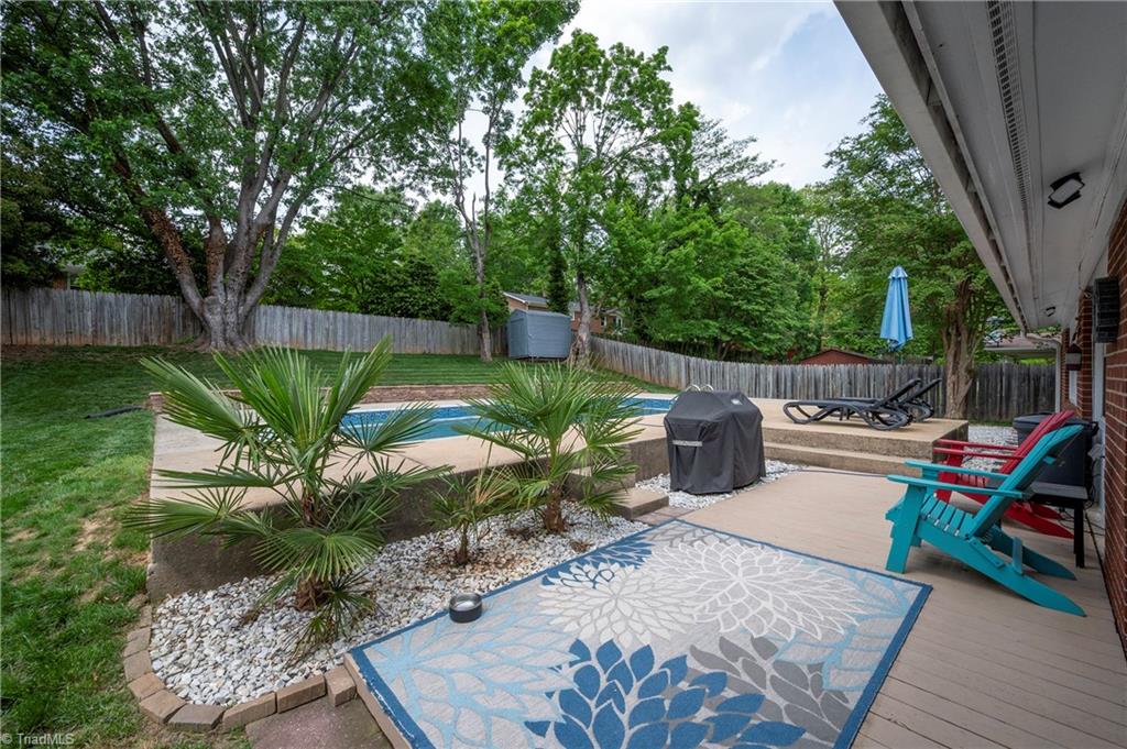 1338 Waybridge Lane, Winston-Salem