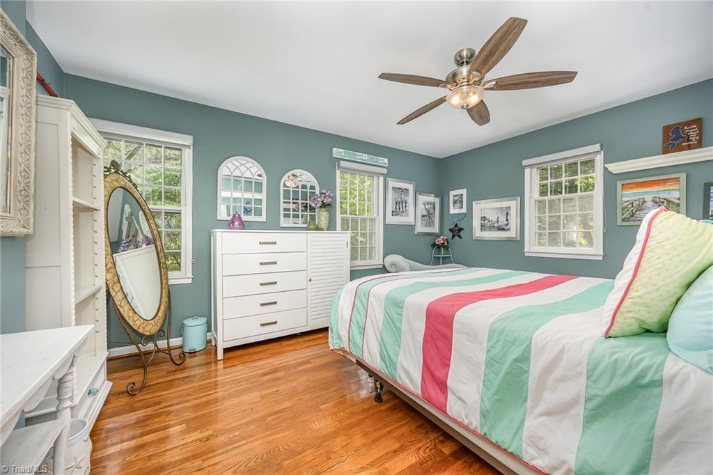 3402 Cottage Place