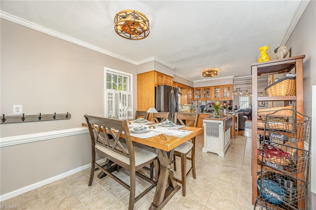3402 Cottage Place