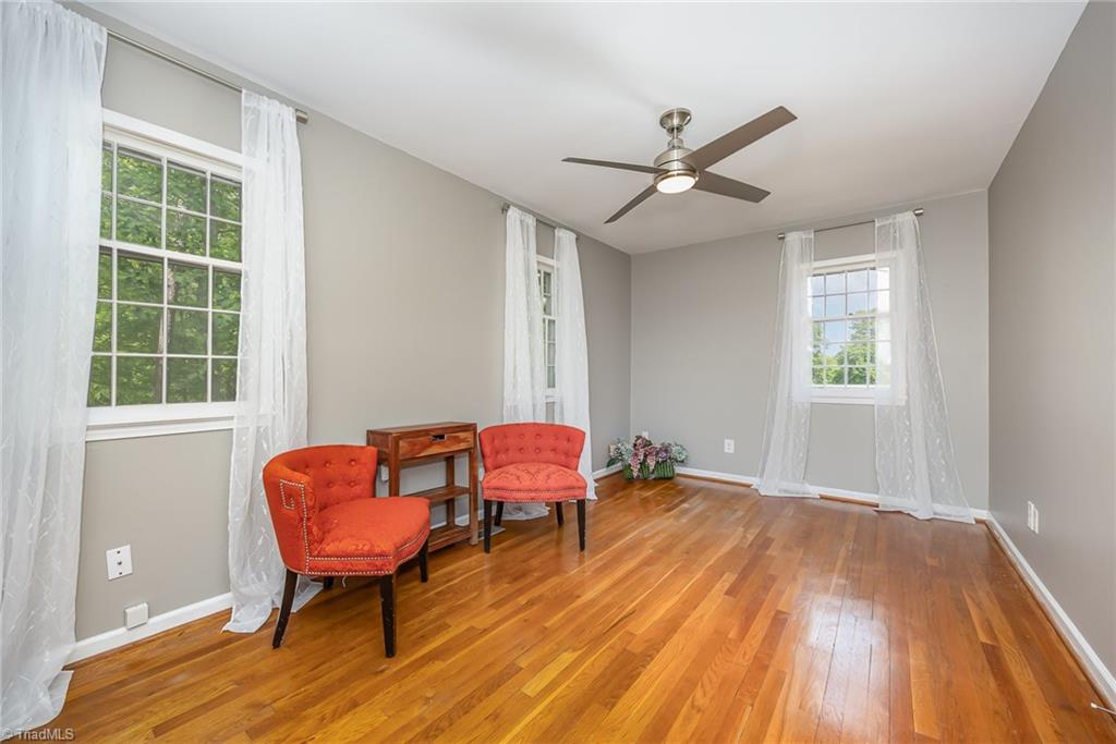 3402 Cottage Place