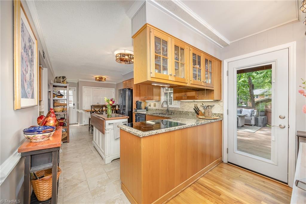 3402 Cottage Place
