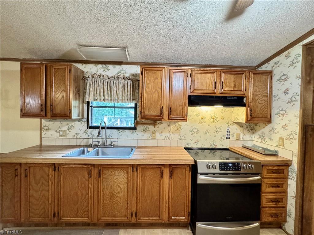 2790 Mollie Lane, Winston-Salem