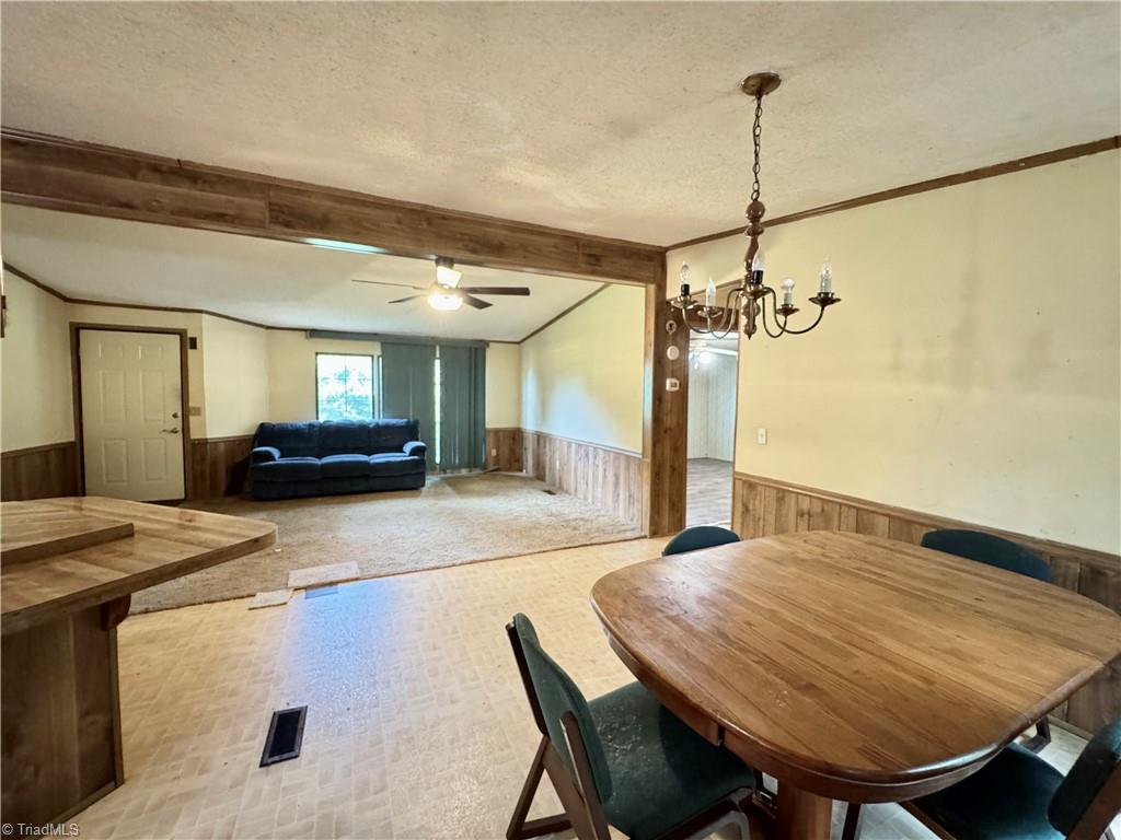 2790 Mollie Lane, Winston-Salem