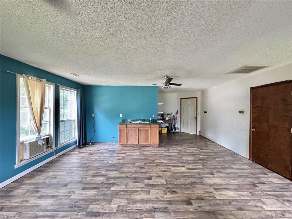 2790 Mollie Lane, Winston-Salem