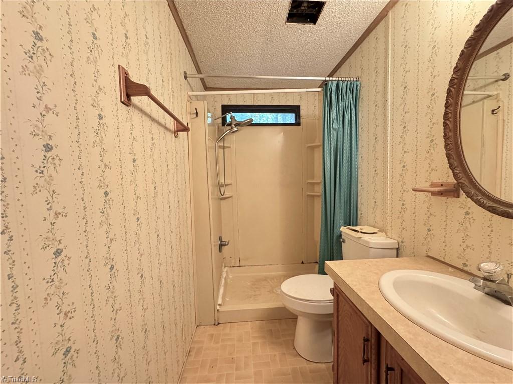 2790 Mollie Lane, Winston-Salem