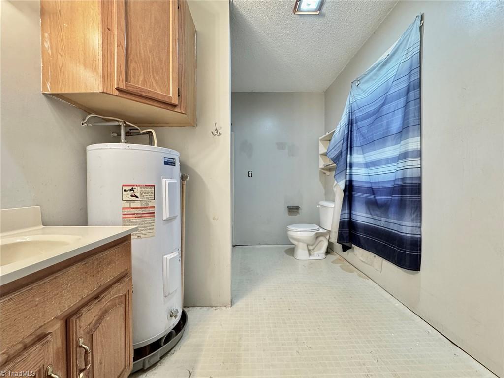 2790 Mollie Lane, Winston-Salem