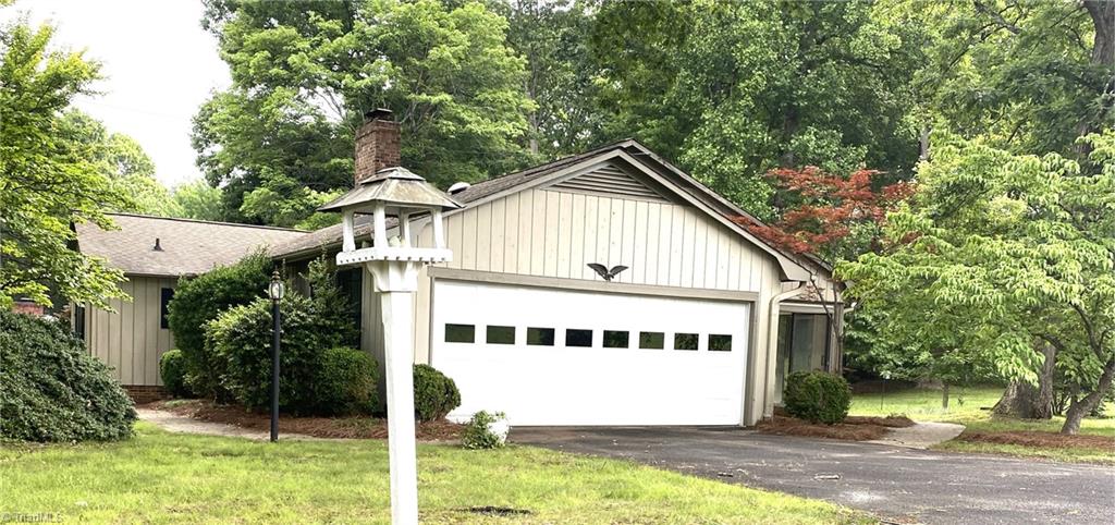 1229 Woodbrook Drive