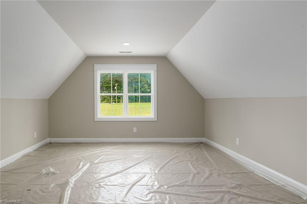 4211 Gracewood Farm Drive, Winston-Salem