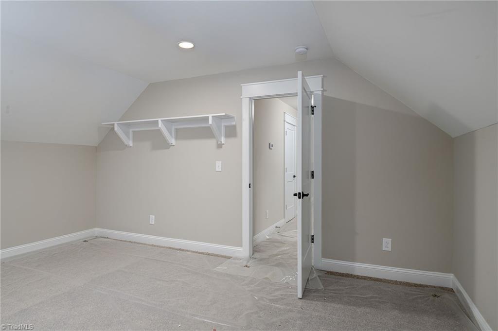 4211 Gracewood Farm Drive, Winston-Salem