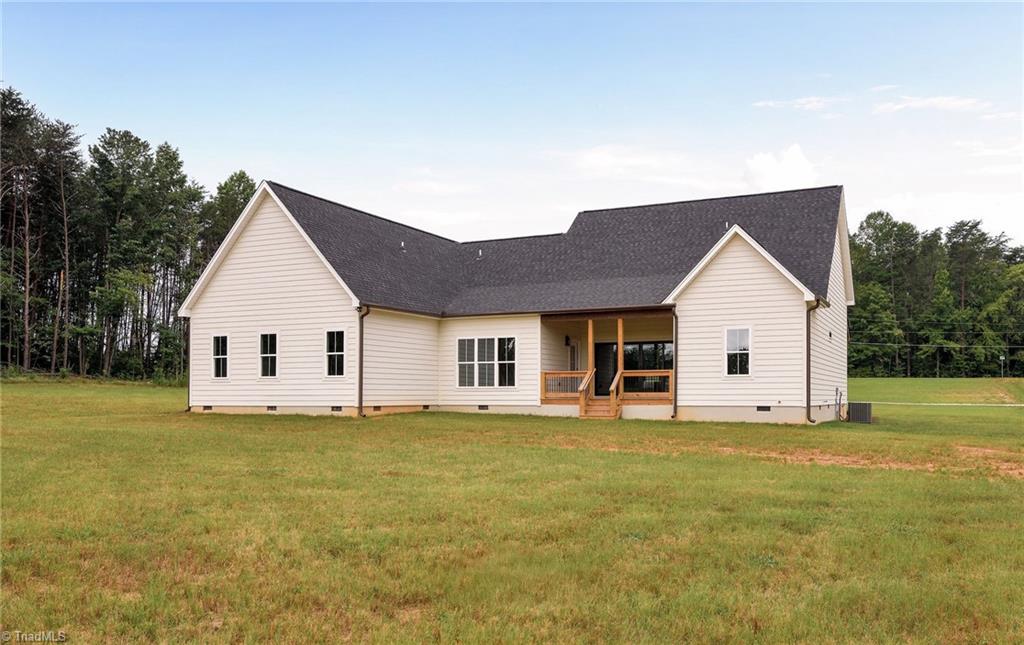 4211 Gracewood Farm Drive, Winston-Salem