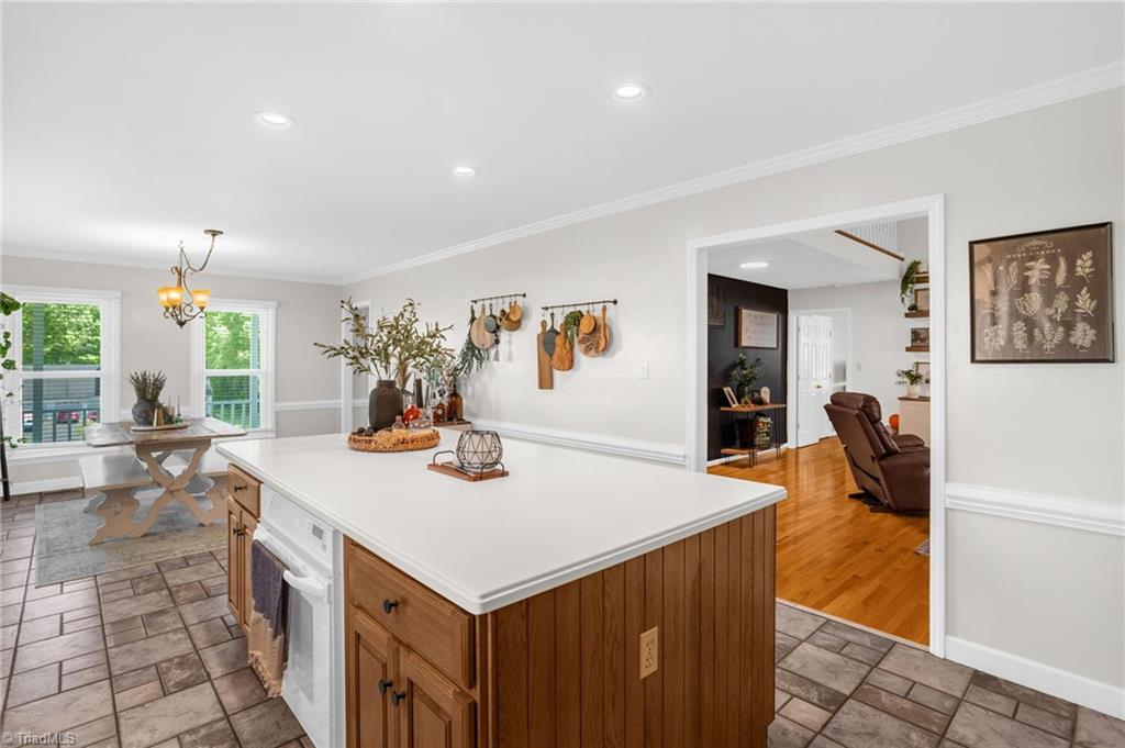 1564 Creek Bed Road