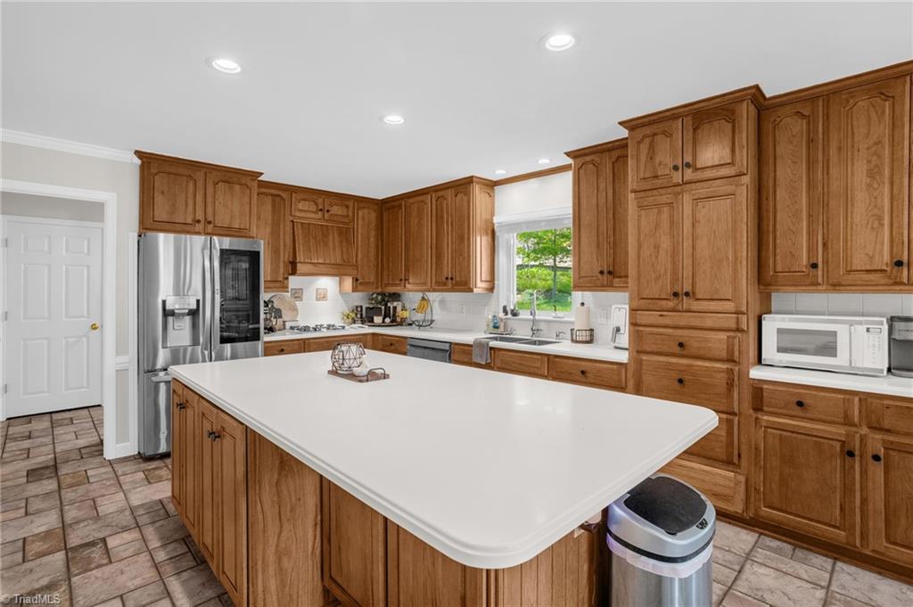 1564 Creek Bed Road