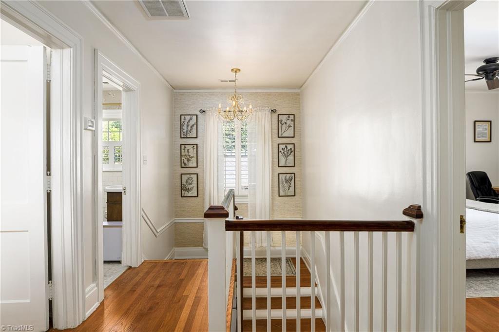 1406 W Cornwallis Drive