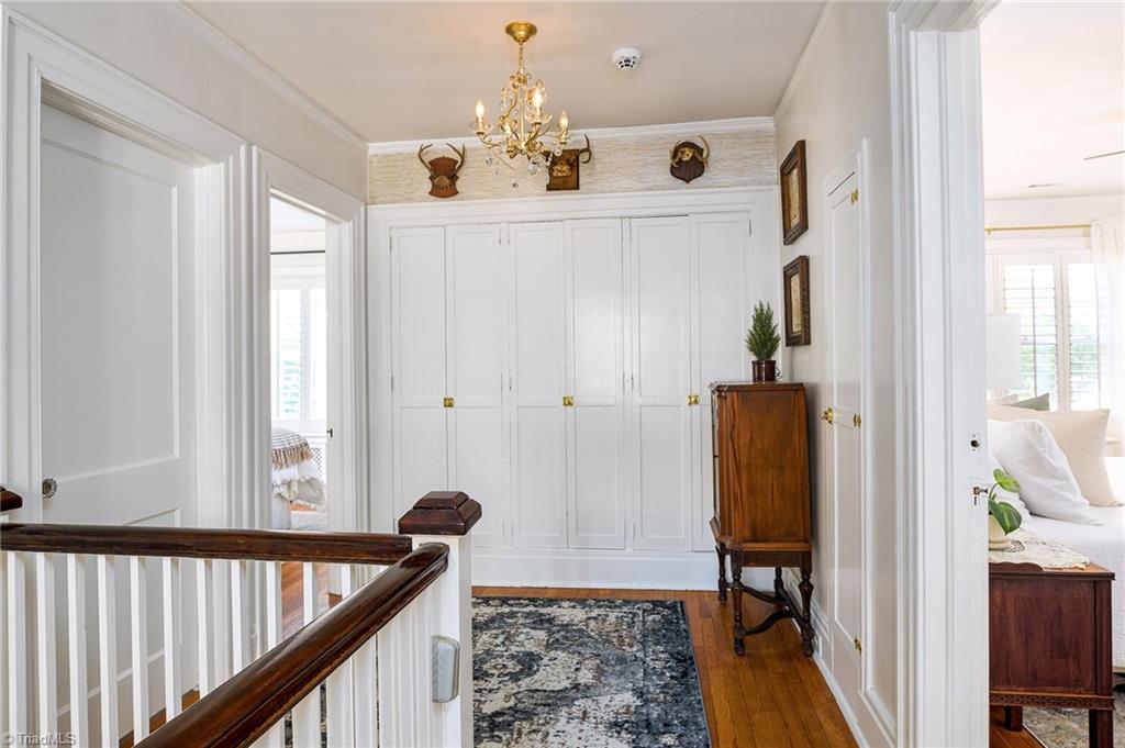 1406 W Cornwallis Drive