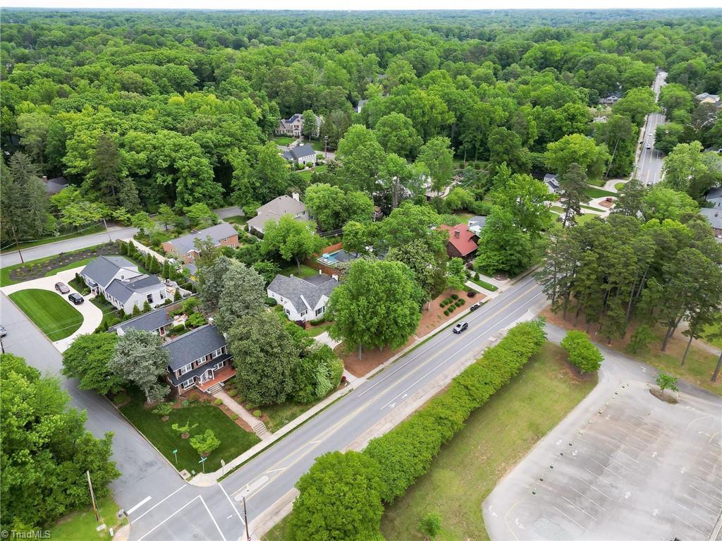 1406 W Cornwallis Drive