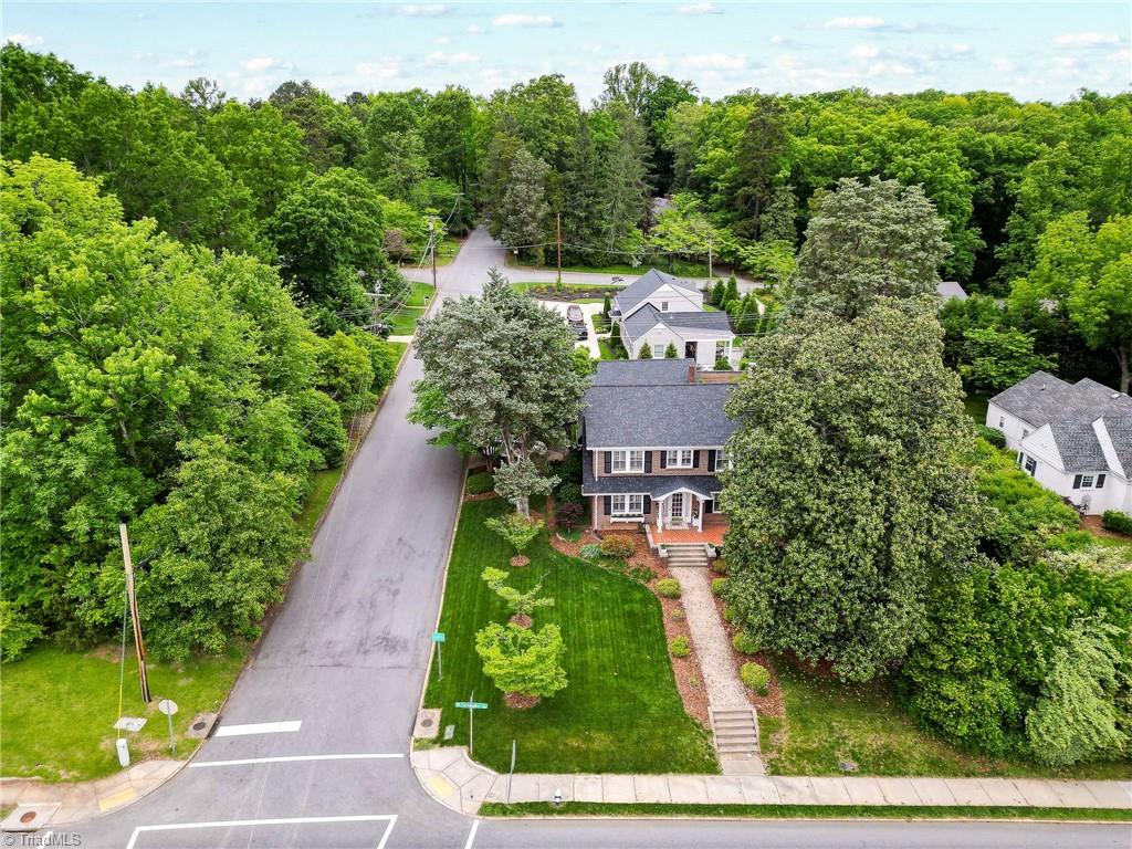 1406 W Cornwallis Drive