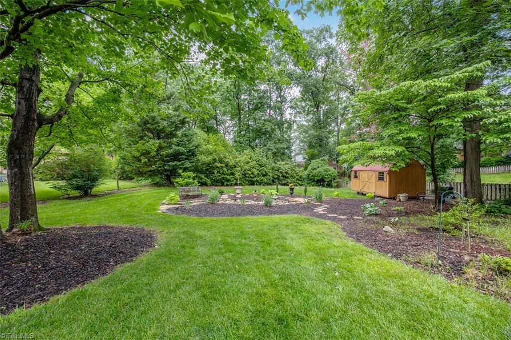 1915 New Garden Road