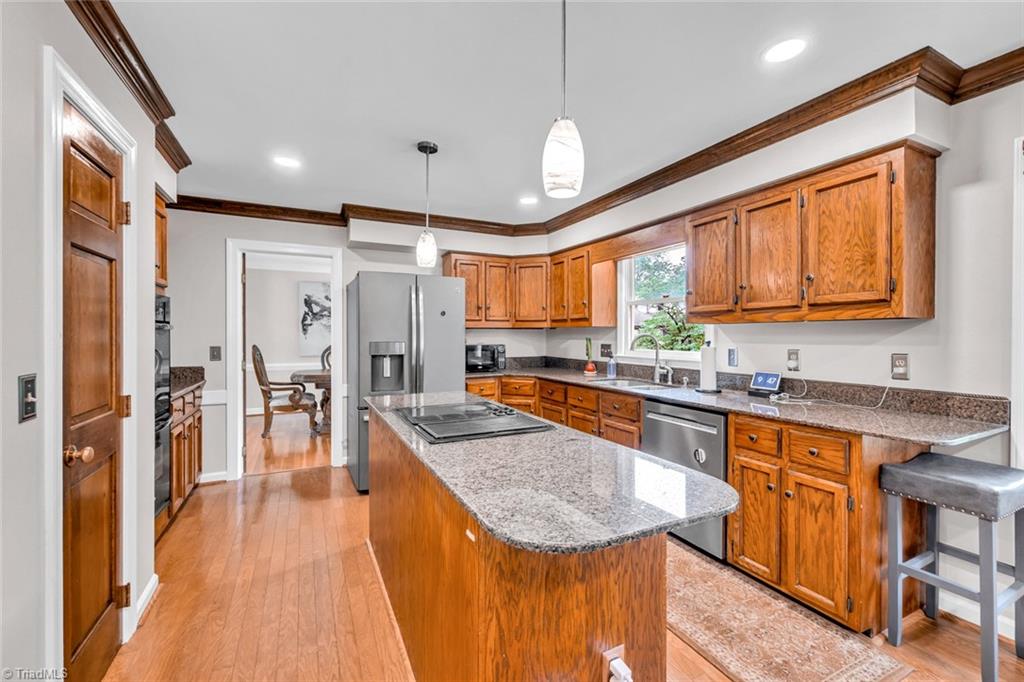 1915 New Garden Road