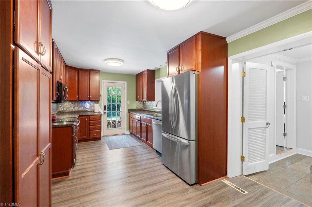 1908 Independence Road