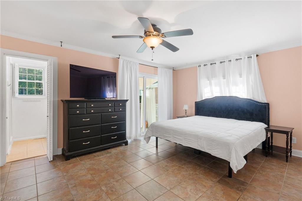 1908 Independence Road