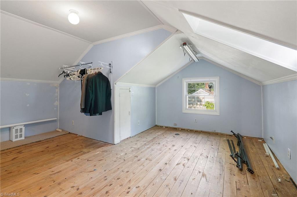 1908 Independence Road