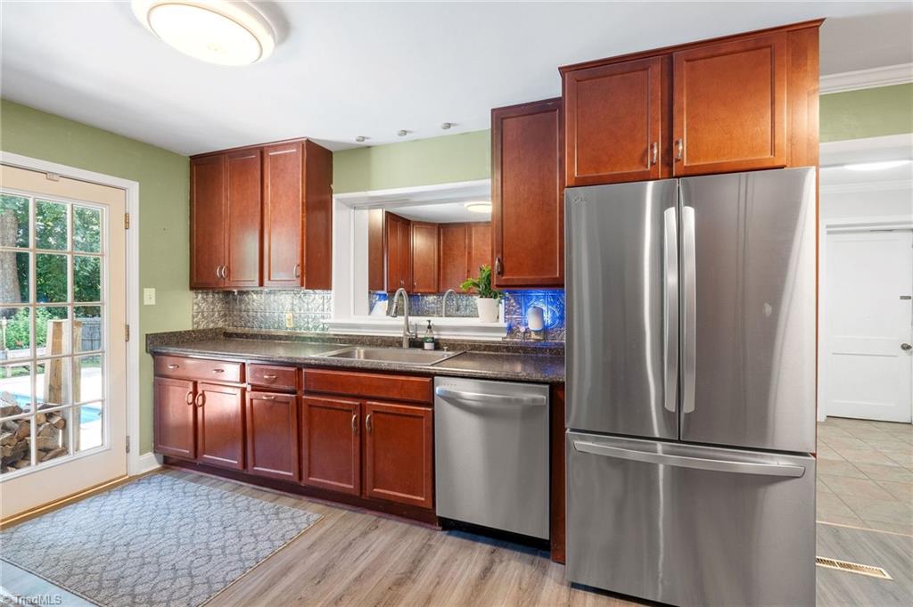 1908 Independence Road