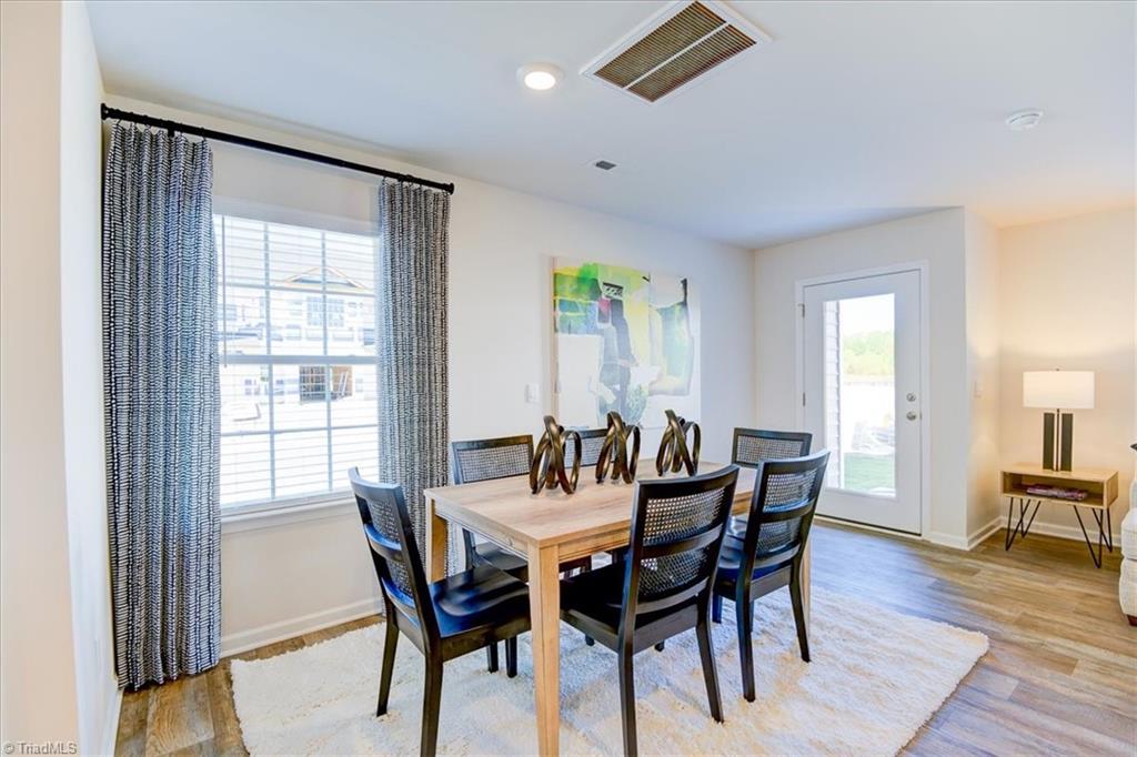 526 Fife Court