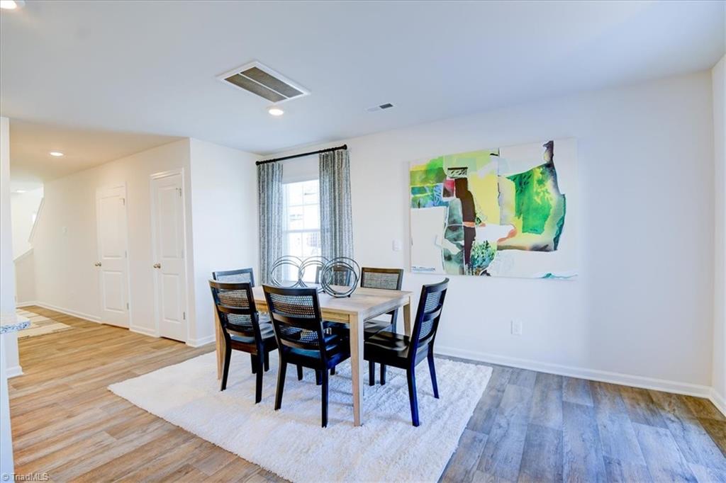 526 Fife Court