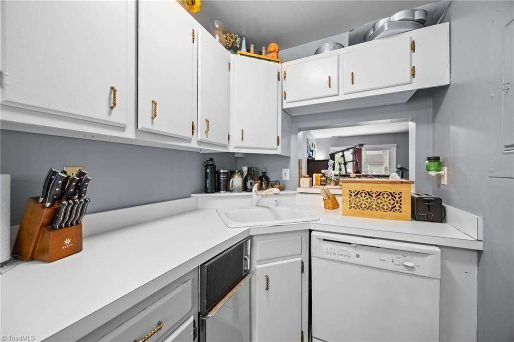 217 Village Lane # G