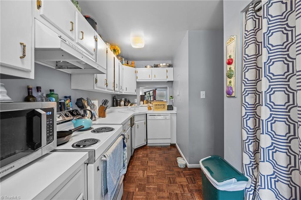 217 Village Lane # G