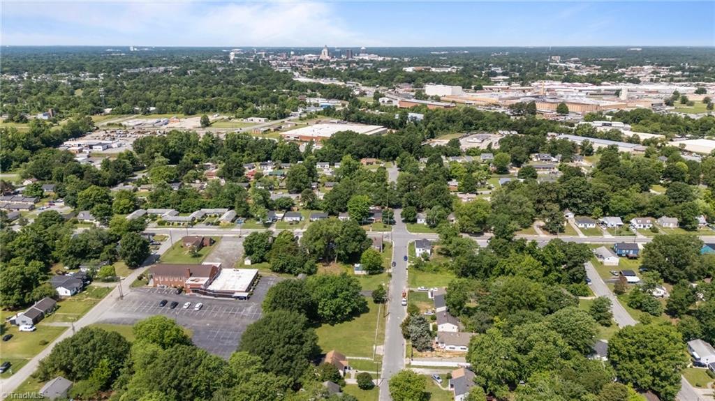 701 Lowdermilk Street