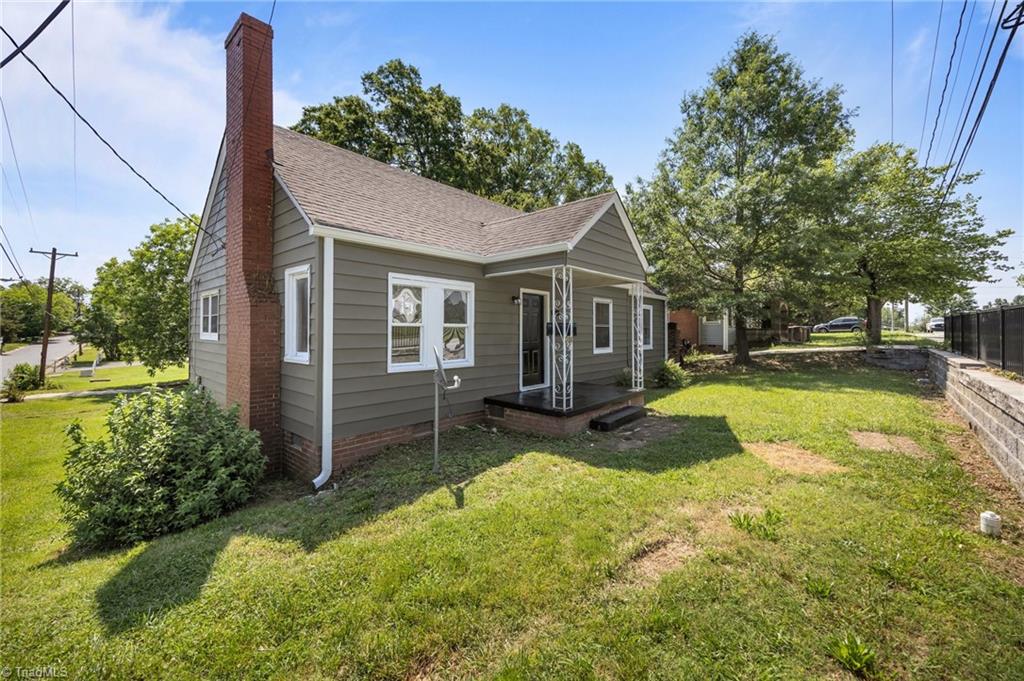 701 Lowdermilk Street