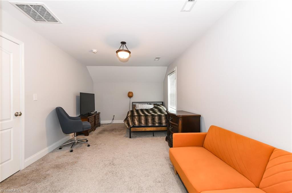 1117 Magenta Way, Kernersville