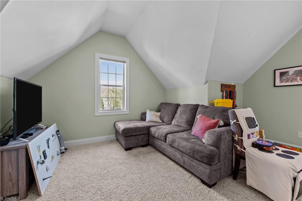 4206 Peppervine Trail