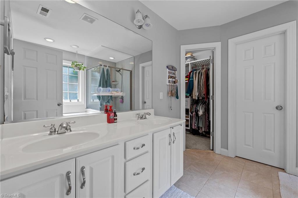 4206 Peppervine Trail