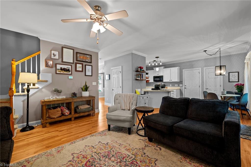 4206 Peppervine Trail