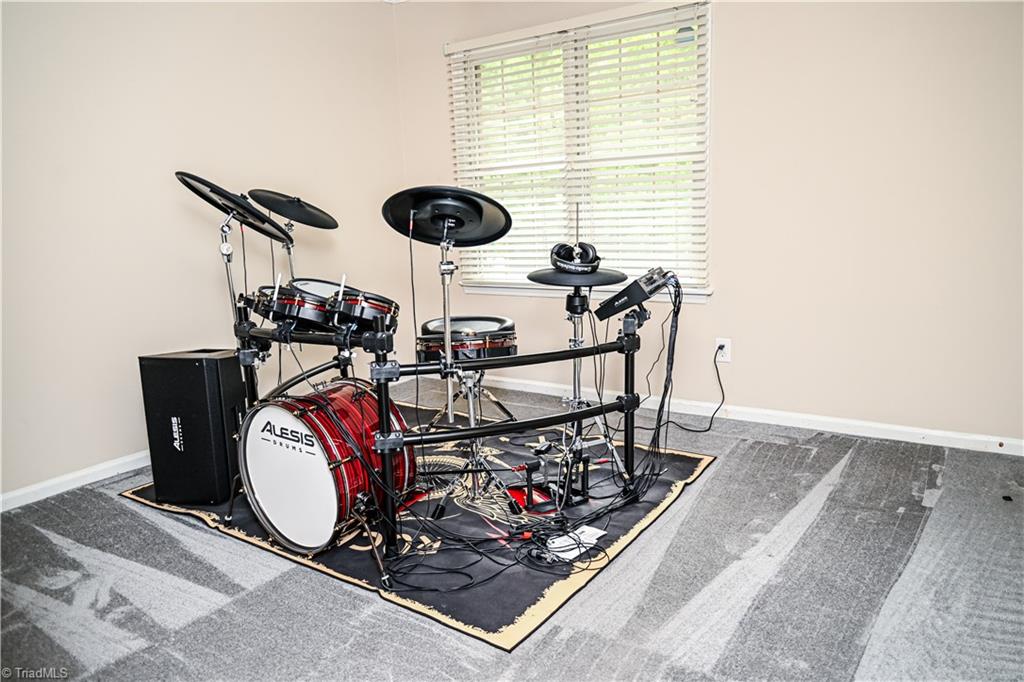 612 Sunset Avenue # 4