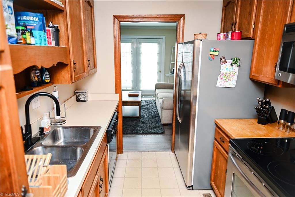 612 Sunset Avenue # 4