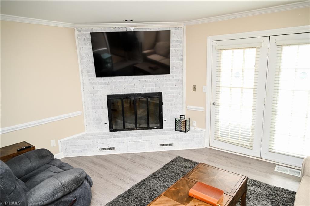 612 Sunset Avenue # 4