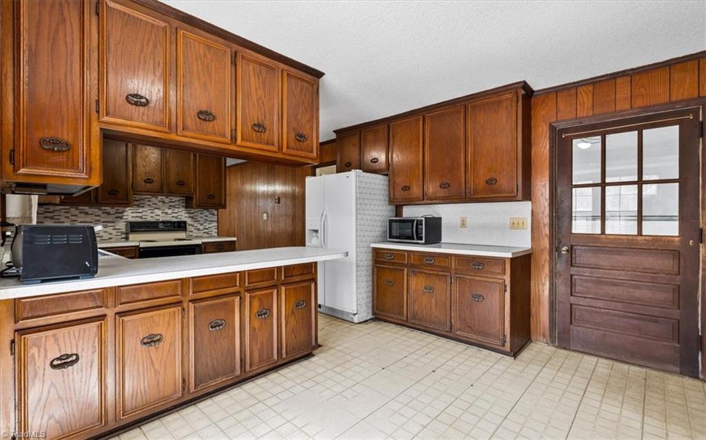 5106 Blakeshire Road